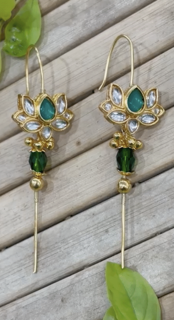 Piercing Ear Cuff