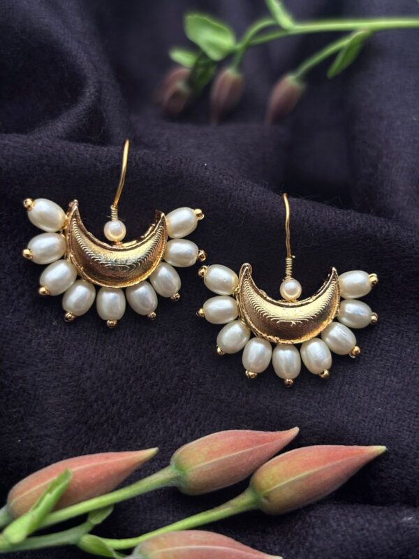 Earring or Bugadi
