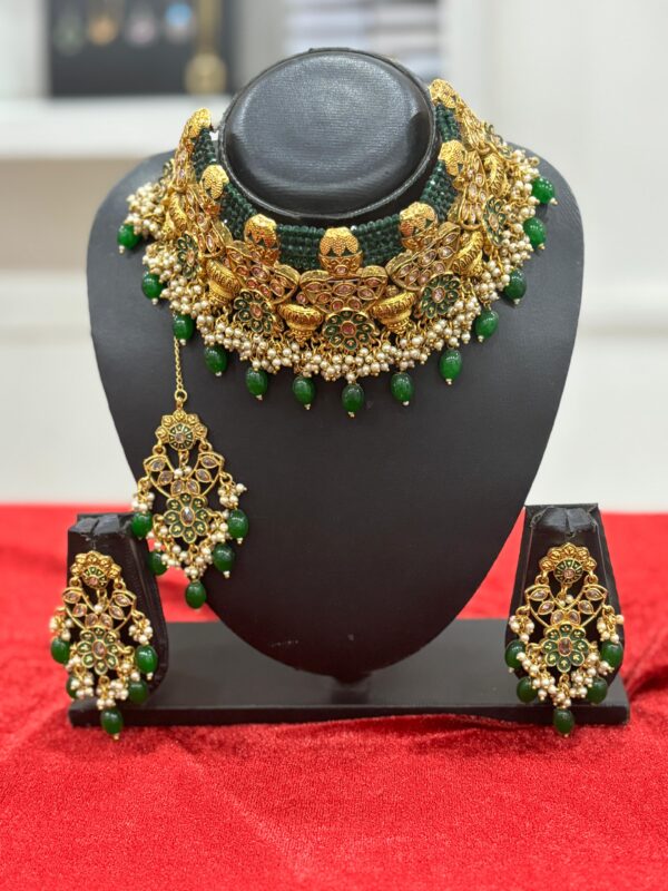 Traditional Choker Necklace Set