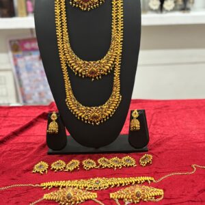 Traditional Layered Bridal Set